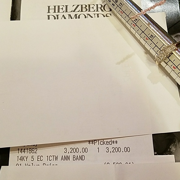 G/VVS2 1CT EMERALD CUT 5 STONE WITH APPRAISAL - Picture 12 of 15